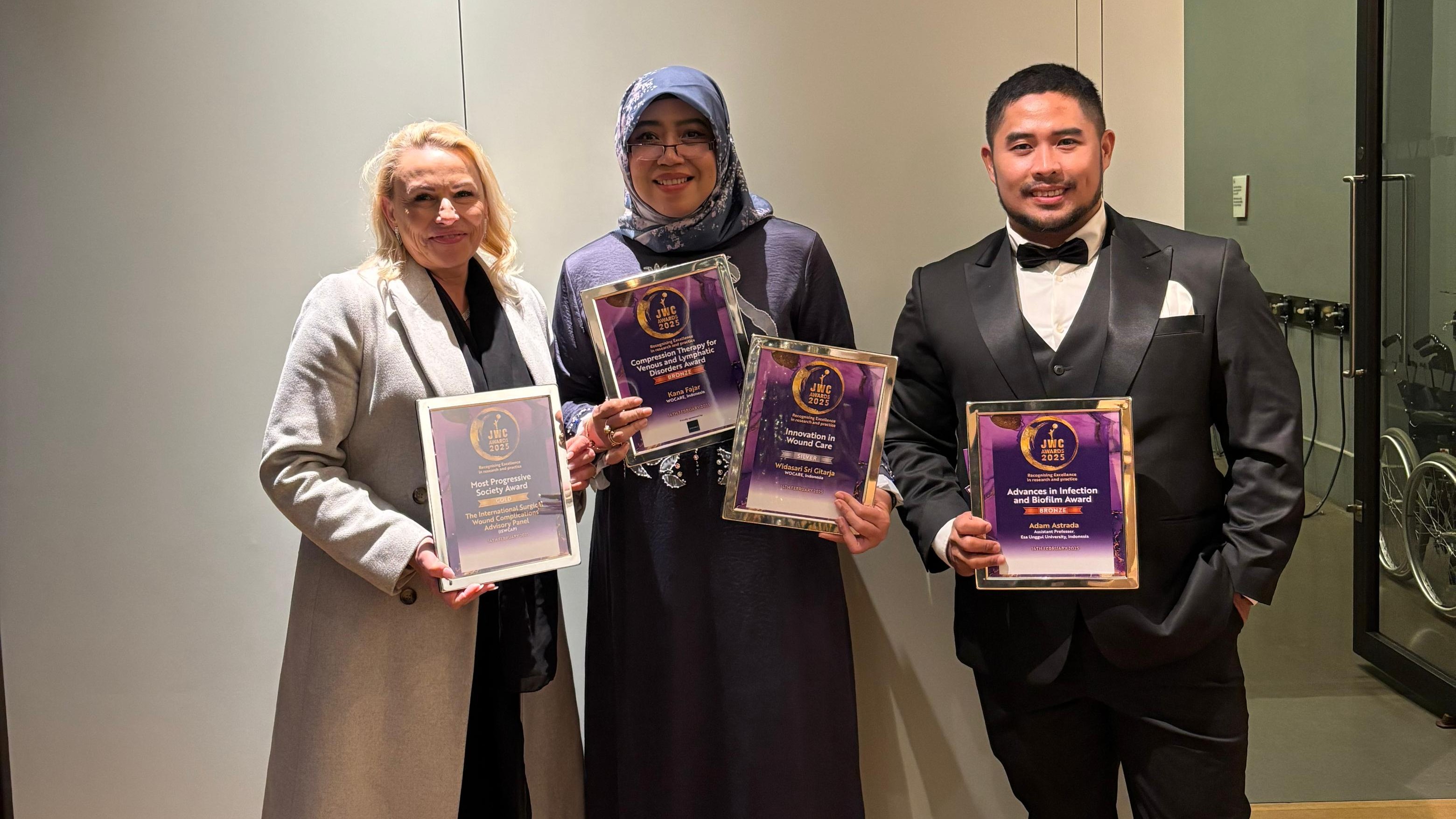 WOCARE Masuk 2 Nominasi Unggulan di Ajang Penghargaan Journal of Wound Care Award 2025, London