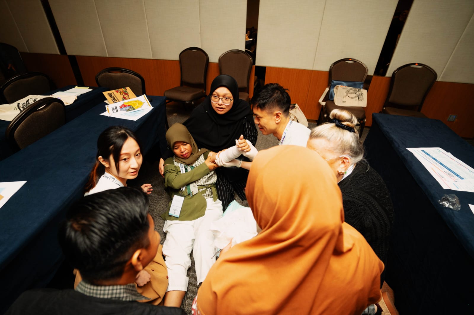 7 Step Disaster Wound Management di Asia Pacific Enterostomal Nursing Association Congress