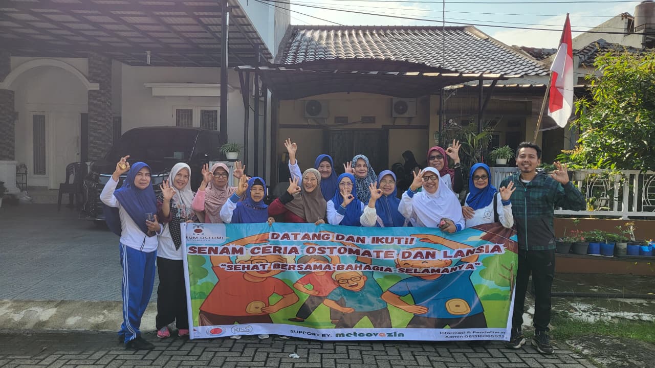 Semangat Sehat dan Kebersamaan: Senam Ceria Ostomate dan Lansia di Taman Sari Persada